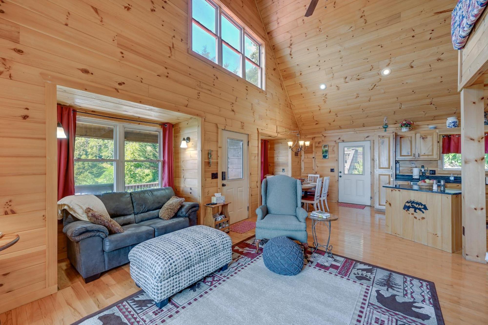 Warm And Cozy Cabin With Deck On Top Of The Blue Ridge Fancy Gap Exteriér fotografie